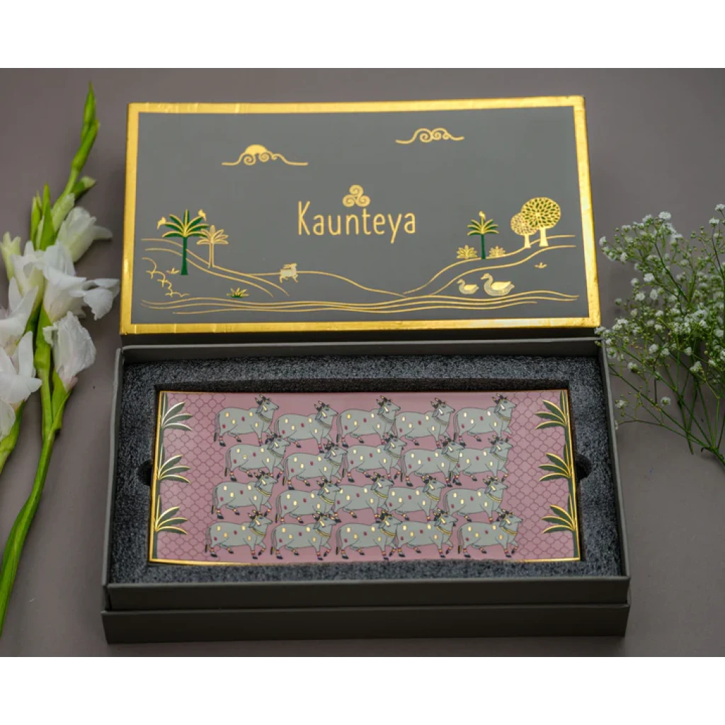 Kaunteya Pichwai Gift Set (Pink Cookie Plate)