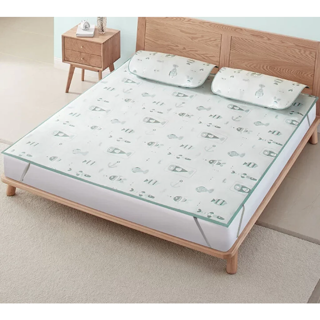 KUB Ice Silk Urine Proof Bed Mat